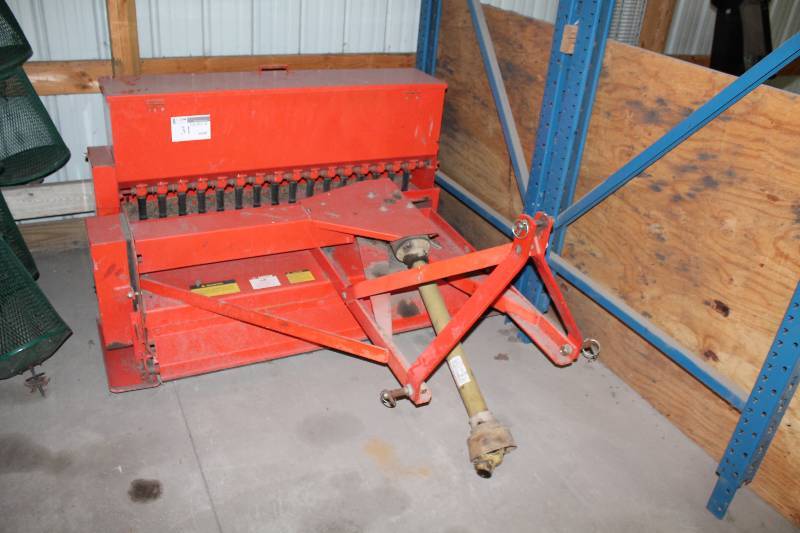 lot 31 image: Jacobsen 548 AeratorSeeder Front Attachment Orange 57 x 64 x 36.