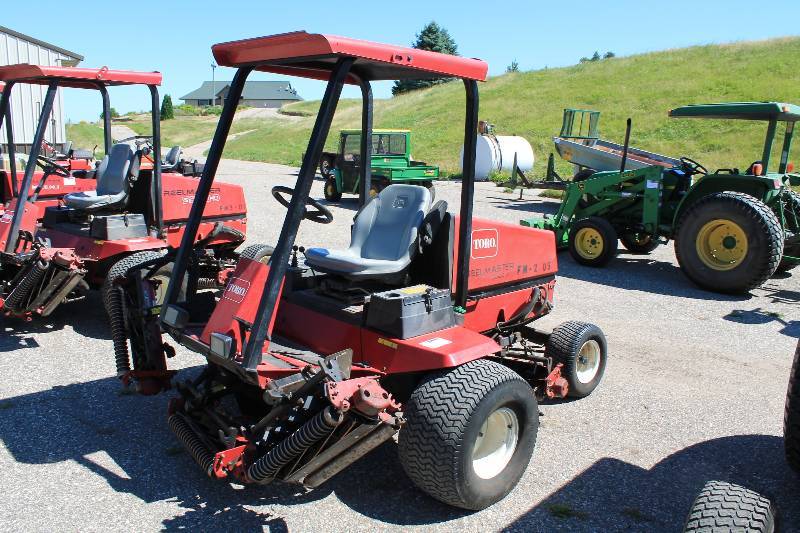 lot 10 image: Toro Reelmaster 5400-D Lawn Mower wOverhead Awning & Mowing Blade Attachment Red Tested & Operational.