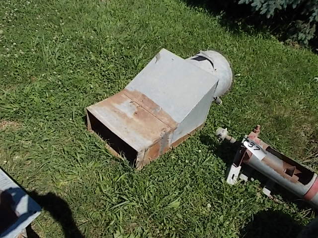 lot 48 image: Chicago Grain Bin Fan with Transiti...