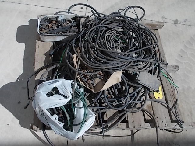 lot 139 image: Asstd Trailer Wiring & Hardware...