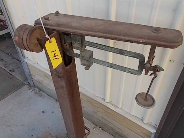 lot 141 image: Fairbanks Platform Scale, 1000 lb. ...