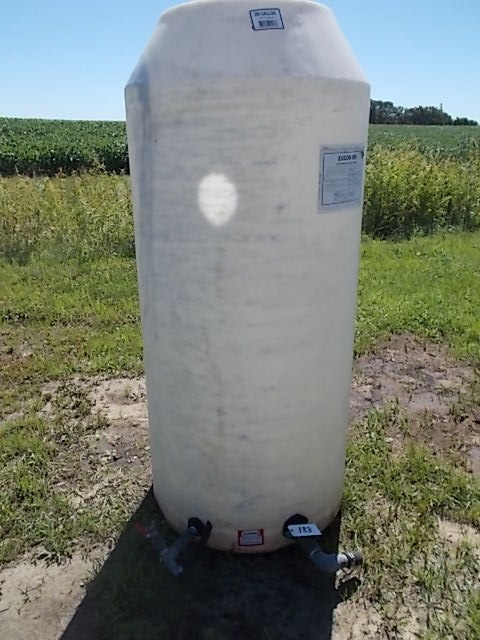 lot 188 image: Poly Tank, (2) Valves, 300 Gallon...