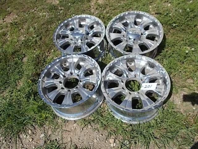 lot 201 image: (4) Unique Alloy Rims, 18 x 8.5, 8 ...