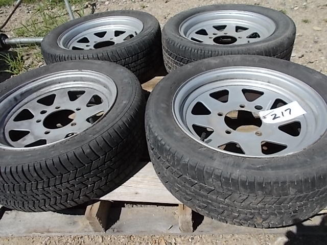 lot 217 image: (4) Dunlop Radial GT Qualifier Tir...