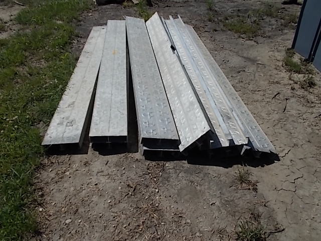 lot 240 image: Aluminum Decking 91 14...