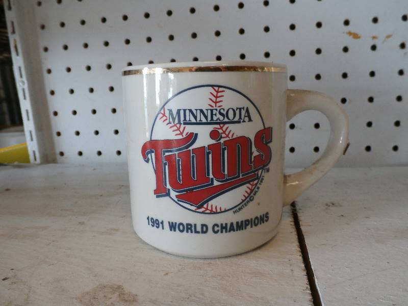 1994-Twins Louisville Slugger Bat