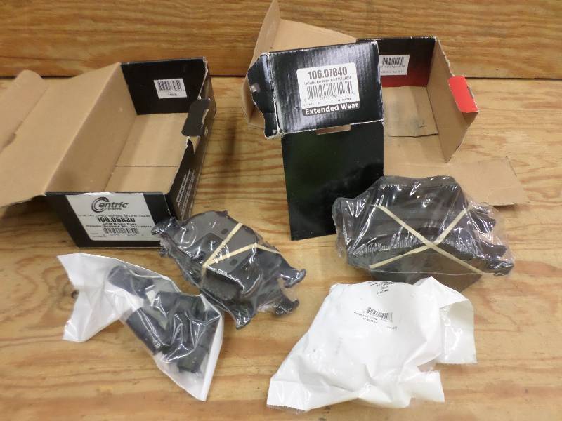 (2) Sets Of Disc Brake Pads, Unknow...
