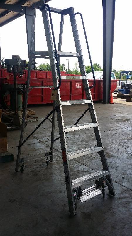Step ladder