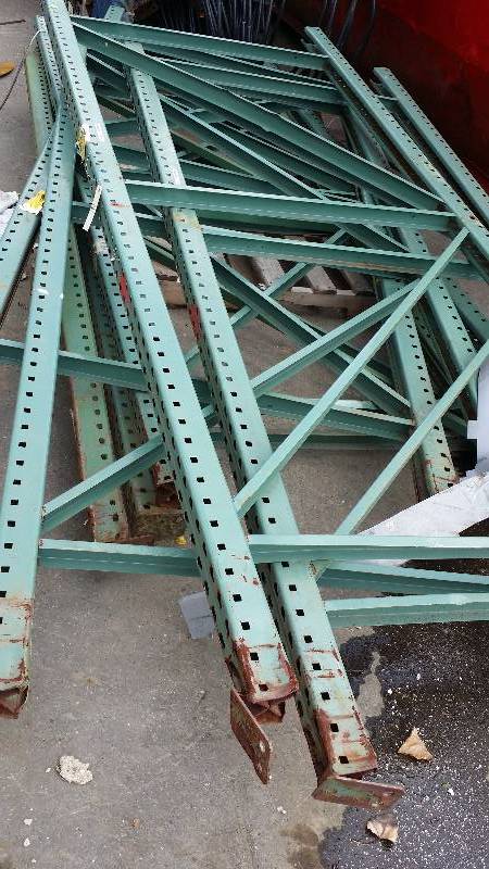 Pallet racking