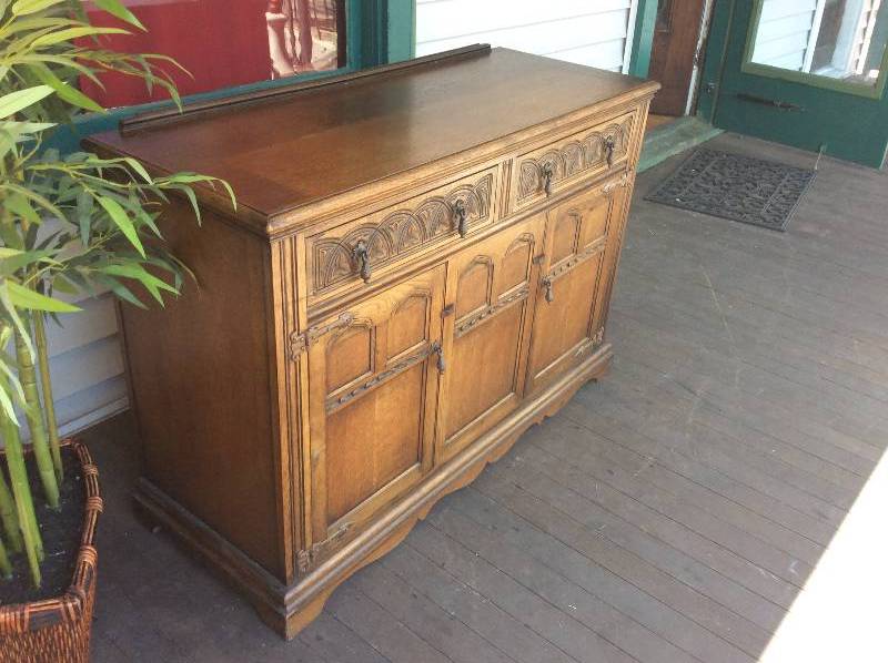 Gothic French Golden Oak Carved Sideboad