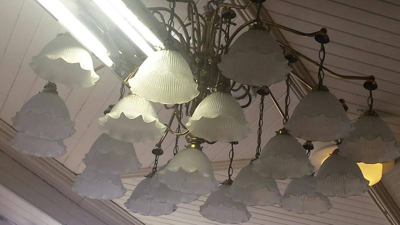 New Castle Royal Theatre Arm Brass Chandelier