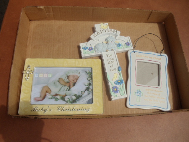 lot 16 image: Baptism Items