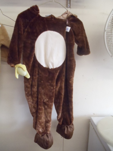 lot 75 image: Halloween Costume