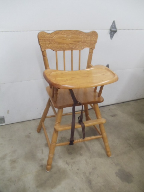 lot 79 image: High Chair