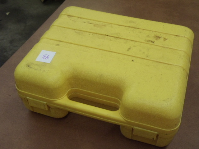 lot 93 image: Portable Tire Pump