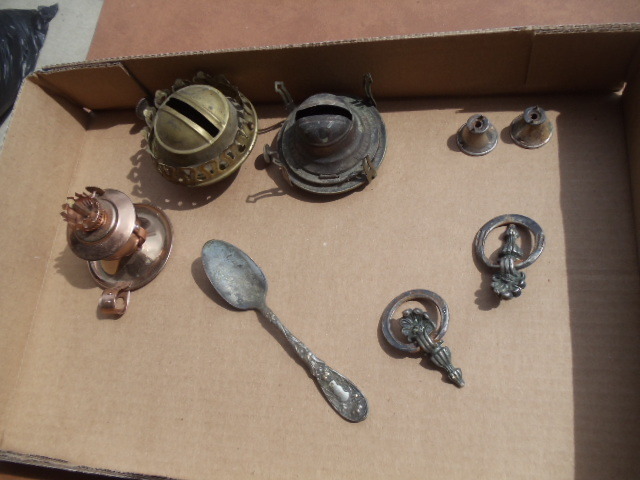 lot 124 image: Misc. Items