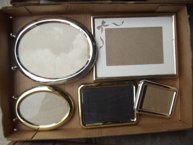 lot 136 image: Picture Frames