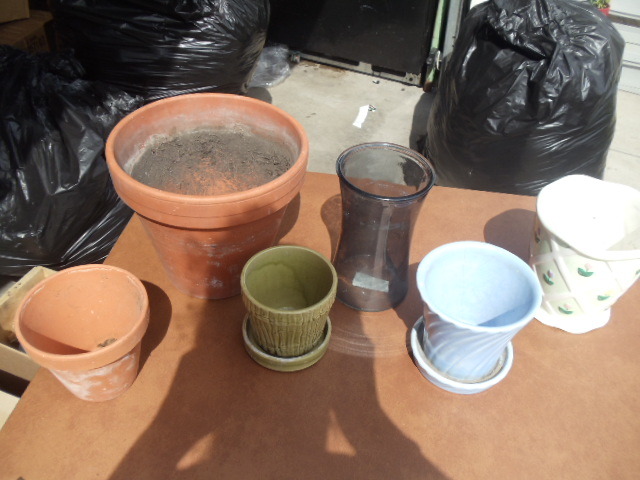 lot 139 image: Flower Pots