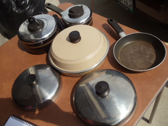 lot 142 image: Pots & Pans
