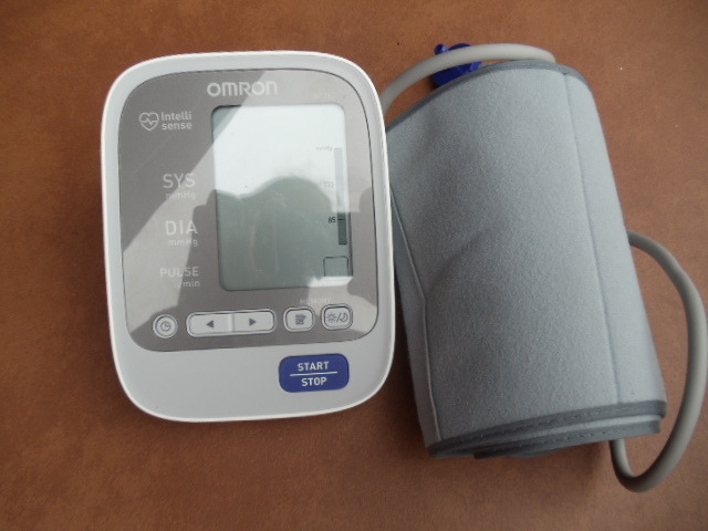 lot 175 image: Blood Pressure Machine