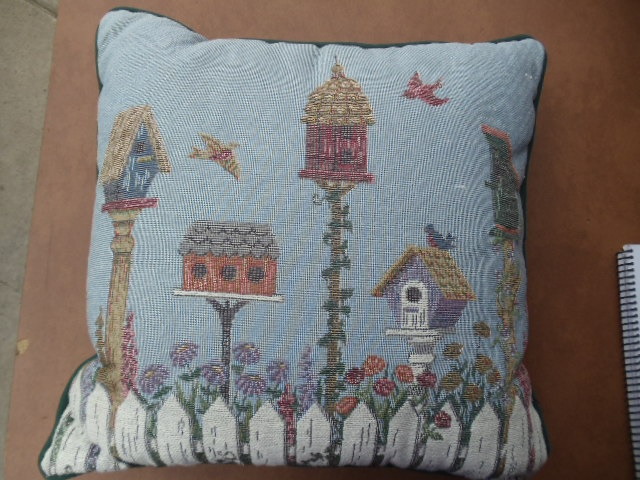 lot 197 image: Throw Pillow