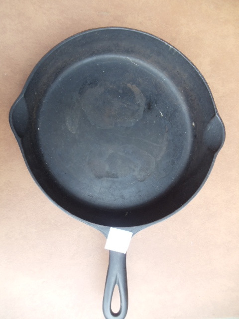 lot 203 image: Skillet