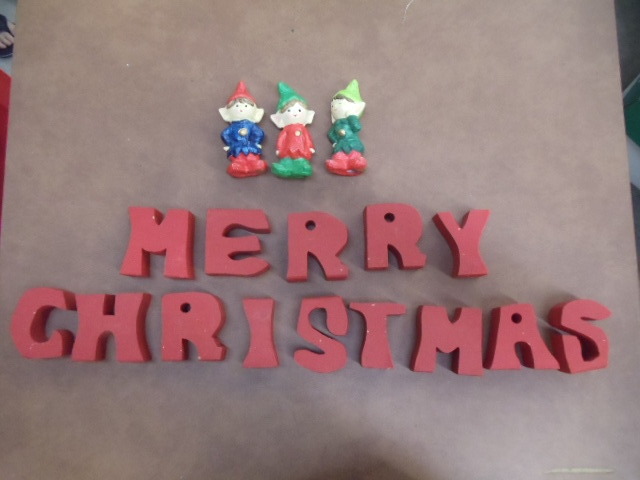 lot 246 image: Wood Letters