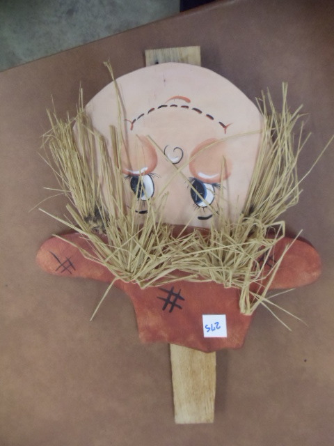 lot 275 image: Wood Scarecrow Face