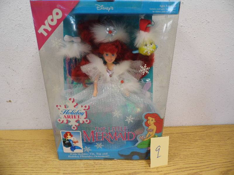 The Little Mermaid - Holiday Ariel