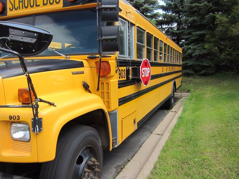 lot 2 image: SCHOOL BUS # 903