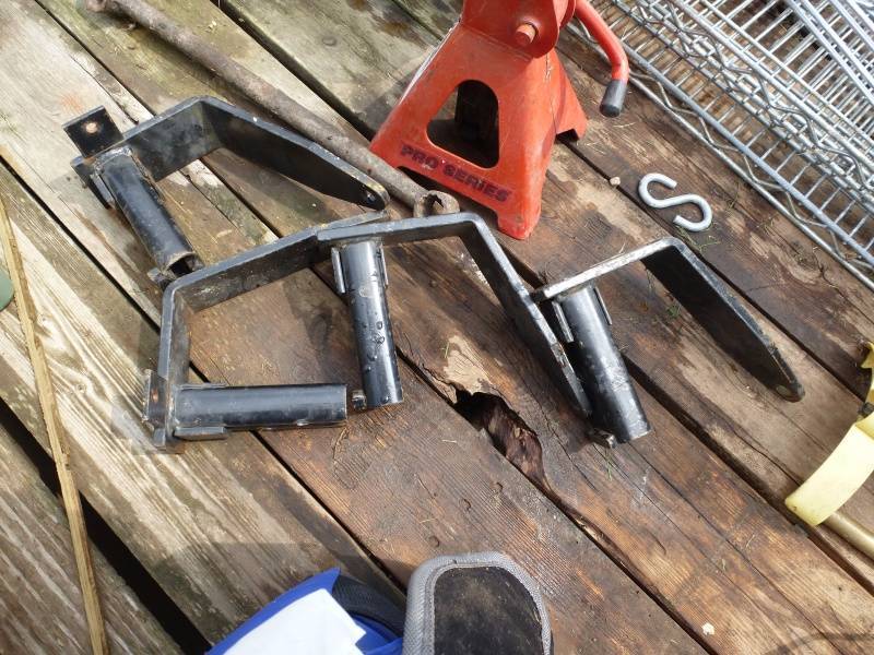 Pickup Camper Brackets