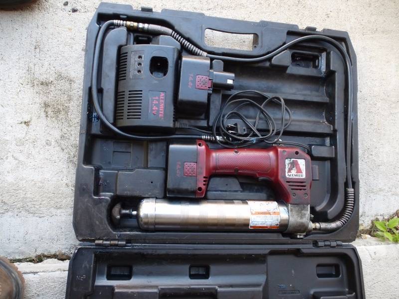 Alemite Electric Grease Gun