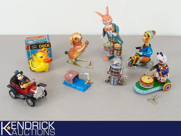 lot 27 image: Lot of Mint Condition Vintage Tin Toys