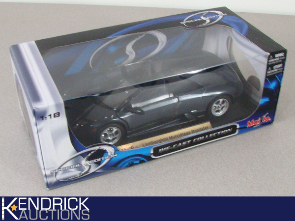 lot 33 image: NIB 118 Maisto Lamborghini Murcielago Roadster