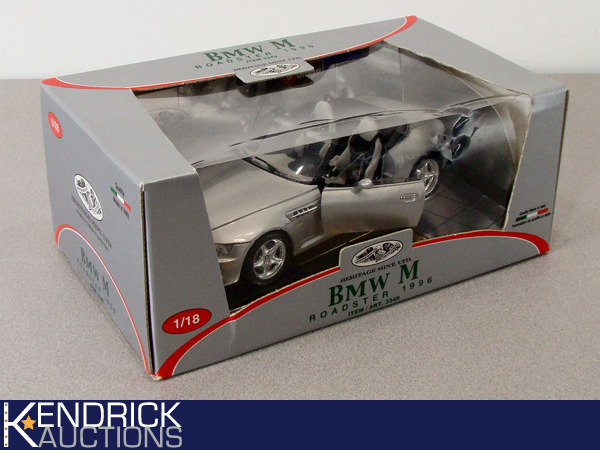 lot 44 image: NIB 118 Heritage Mint, LTD 1996 BMW M Roadster