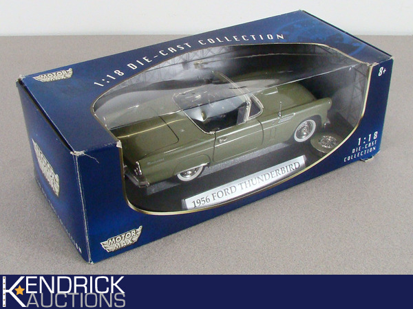 lot 47 image: NIB 118 Motor Max 1956 Ford Thunderbird