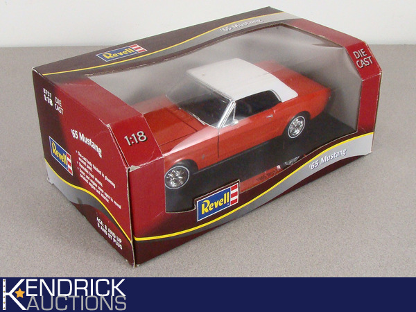 lot 49 image: NIB 118 Revell 65 Mustang