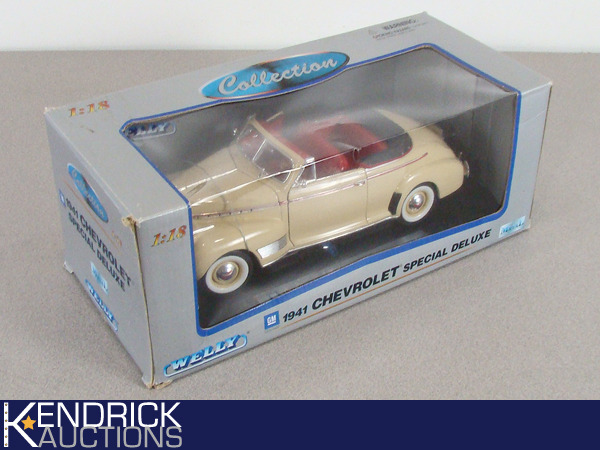 lot 52 image: NIB 118 Scale Welly 1941 Chevrolet Special Deluxe