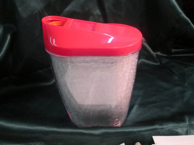 10 Pc. Set Drink Container W Lids...