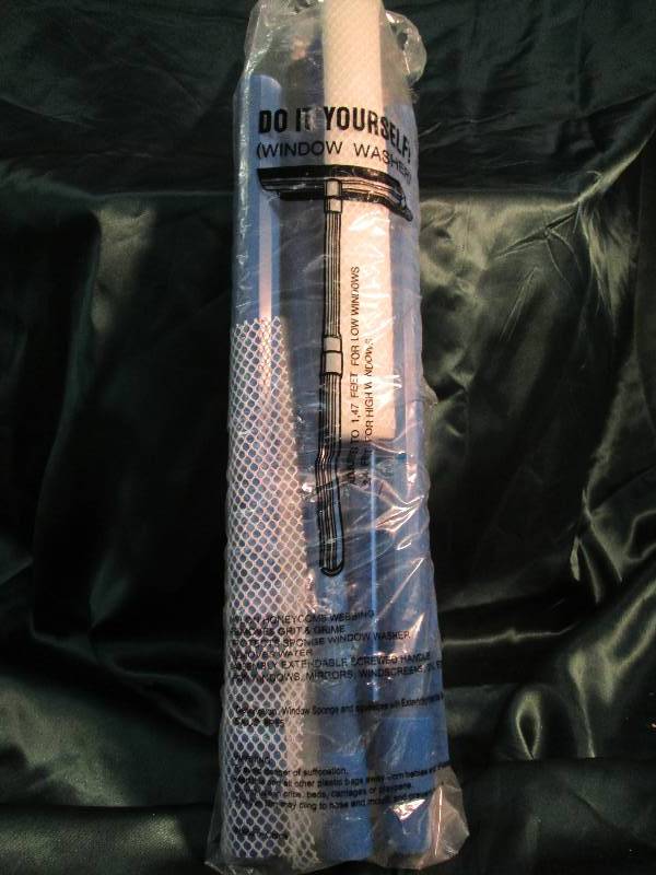 Window Spounge & Squeegee W Extend...
