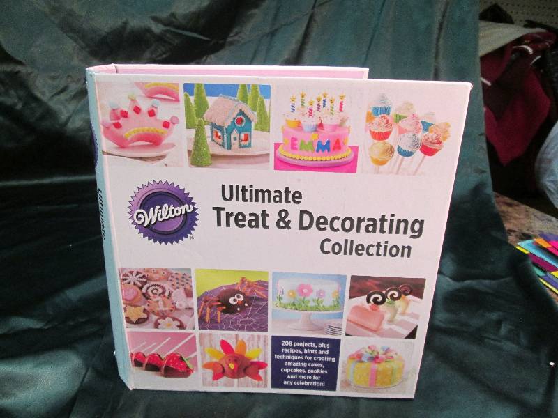 Wilton Ultimate Treat & Decorating ...