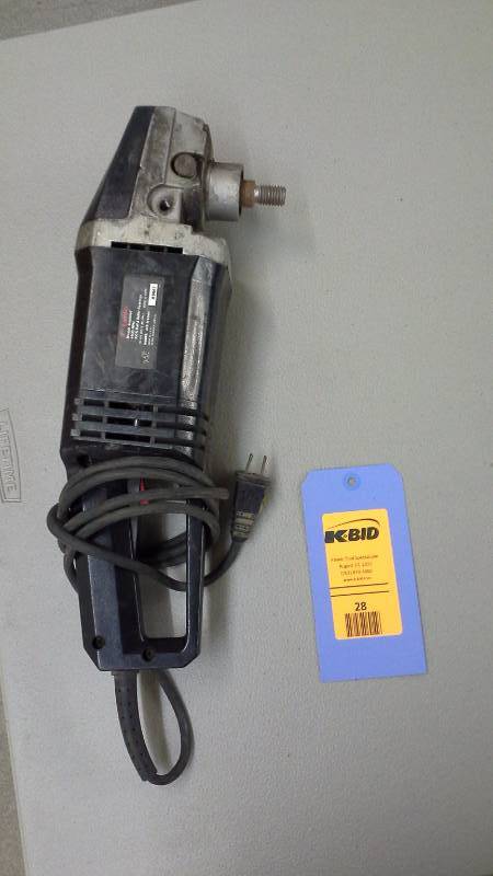 lot 28 image: 7 Sander (Brand Unknown) (1)