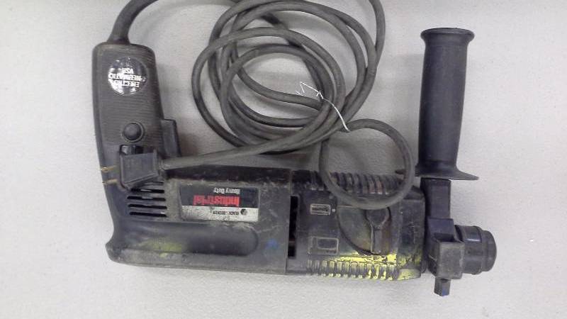 lot 36 image: Black & Decker Industrial Drills (1)