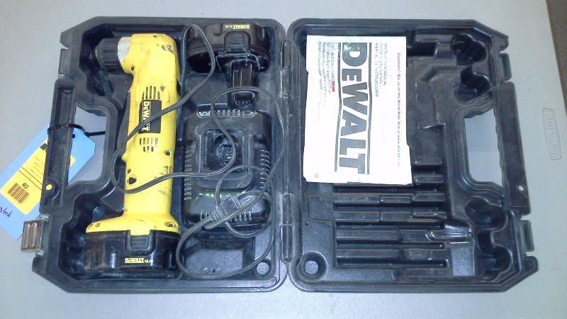 lot 40 image: Dewalt Cordless Drill Set (Untested) (1)