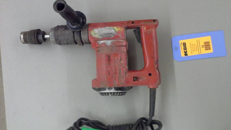 lot 72 image: Hilti TE22 Hammer Drill (1)