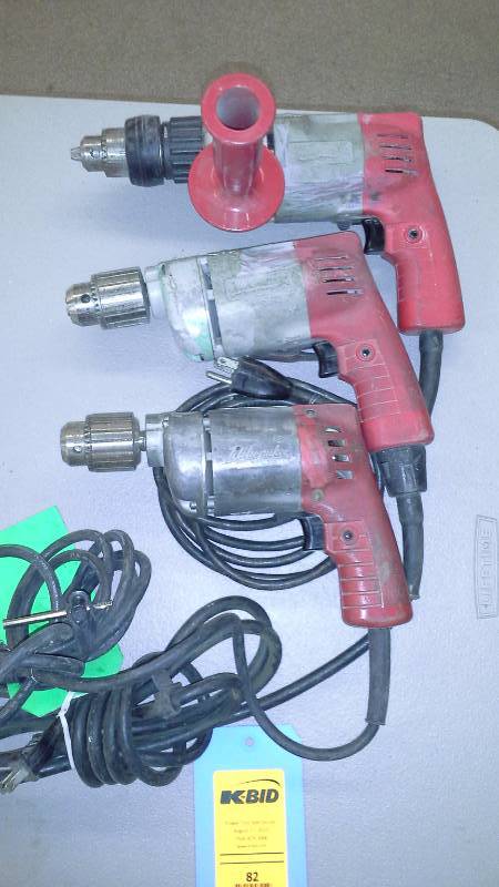 lot 82 image: Milwaukee Drills (3)