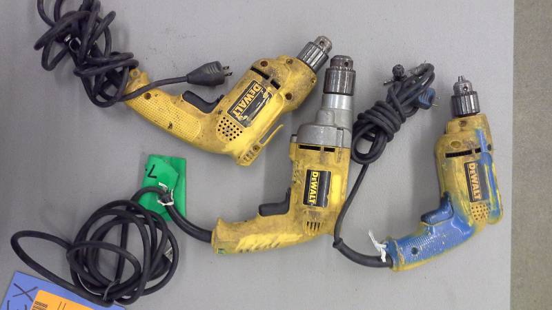 lot 89 image: Dewalt Drills (3)