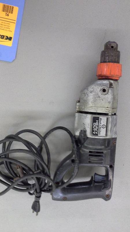 lot 91 image: Black & Decker Drills (1)