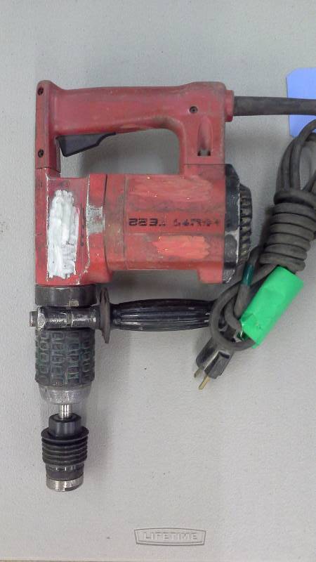 lot 97 image: Hilti TE22 Hammer Drill (1)