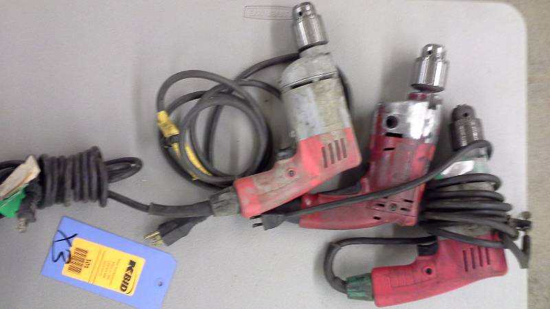 lot 101 image: Milwaukee Drills (3)